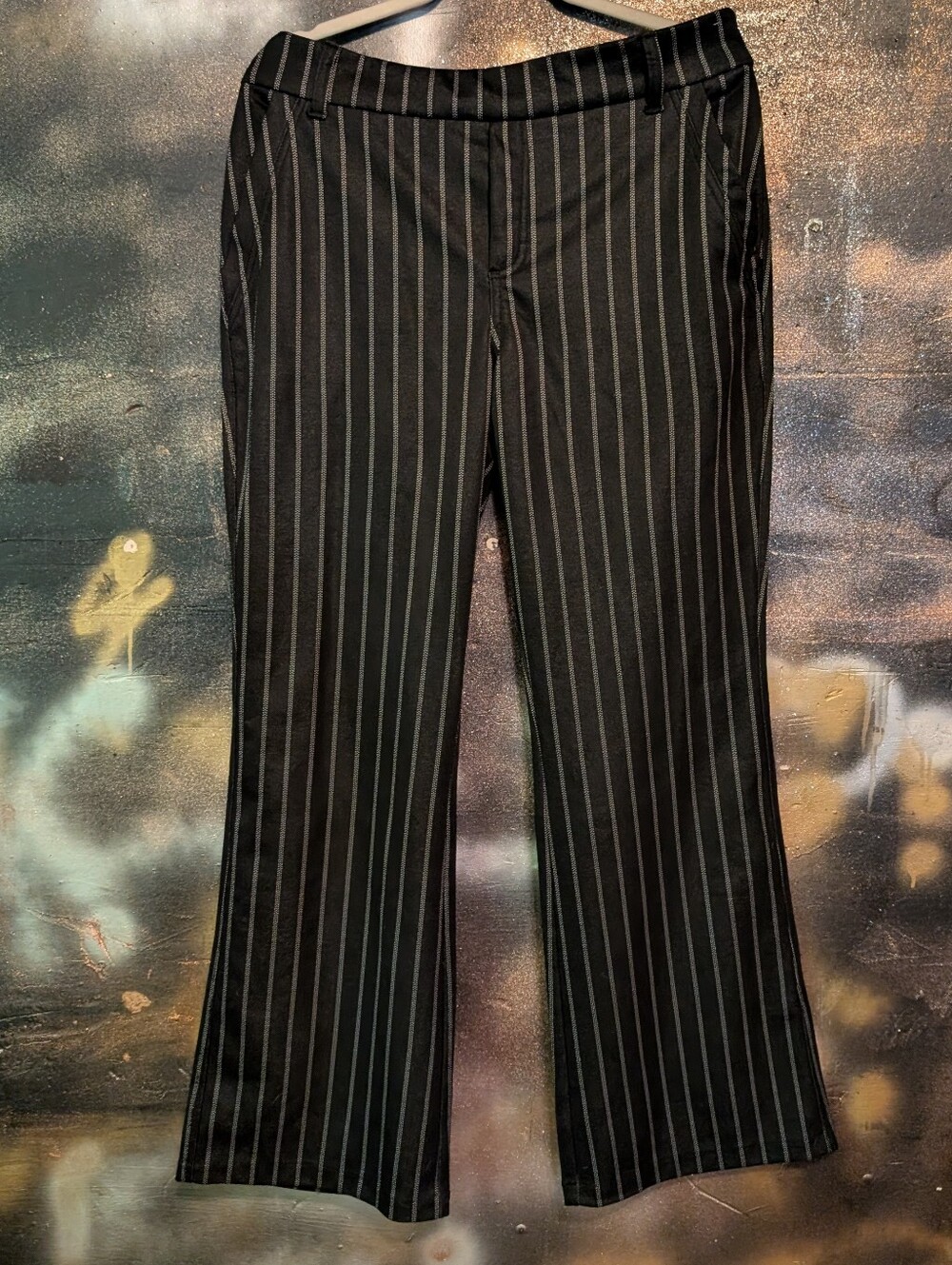 Women's Trousers Size Medium